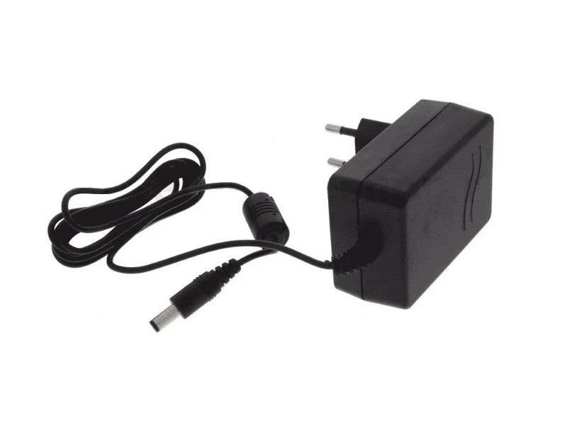 Laserliner Stroomadapter Voor De Quadrum Serie (5,6V/700mA) 1 Laserliner Stroomadapter Voor De Quadrum Serie (5,6V/700mA)