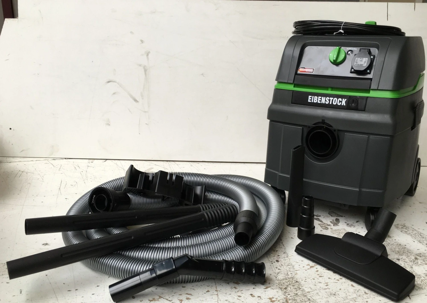 Eibenstock DSS25A Bouwstofzuiger Nat En Droog + Stang En Borstelset Opvolger RNT1225 1 Eibenstock DSS25A Bouwstofzuiger Nat En Droog + Stang En Borstelset Opvolger RNT1225